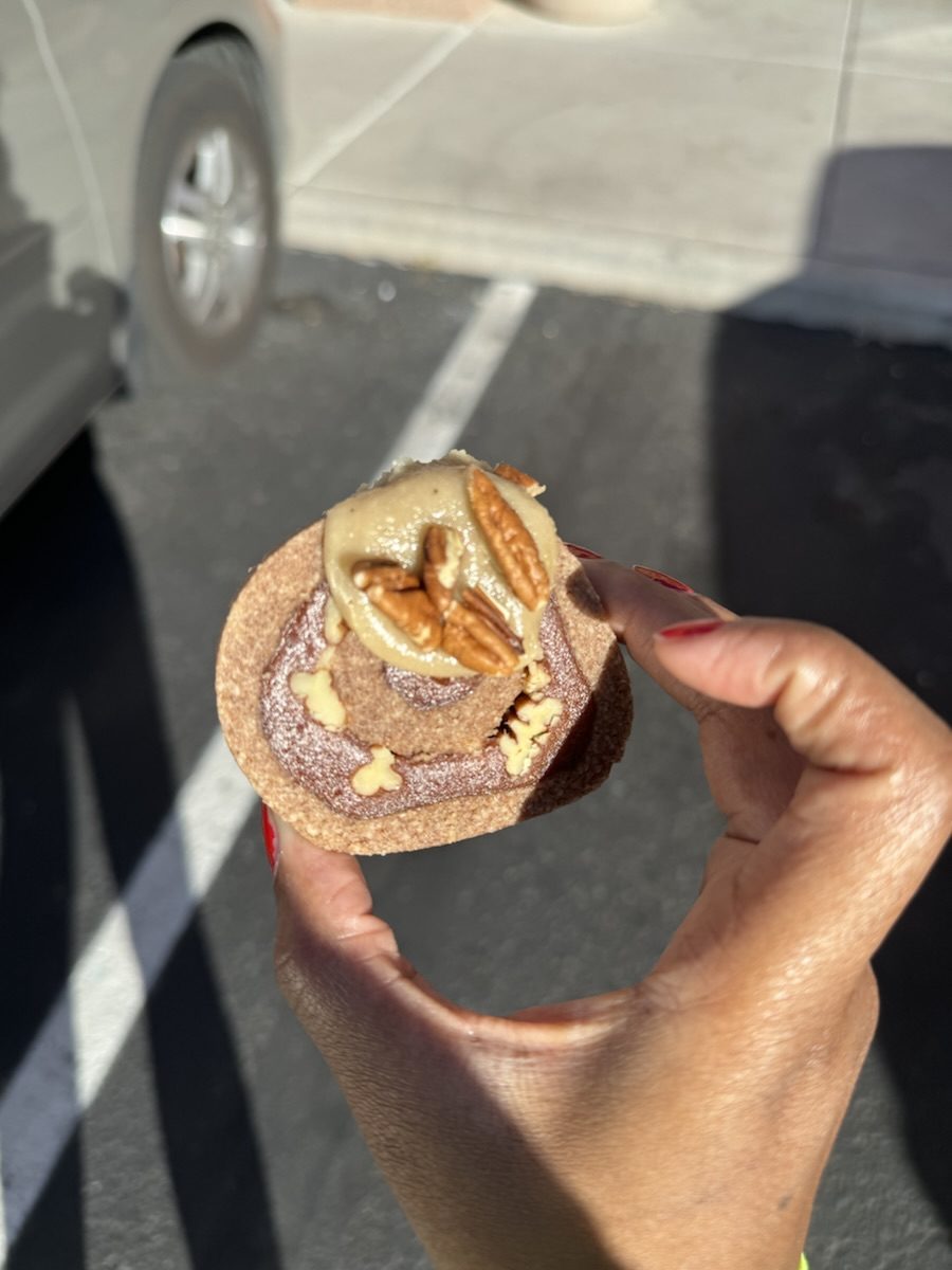 Linden Organic Review Raw Cinnamon Roll